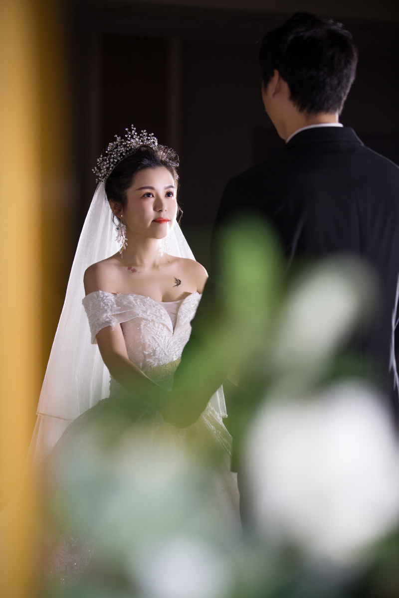 如何选择满意的婚纱摄影工作室
